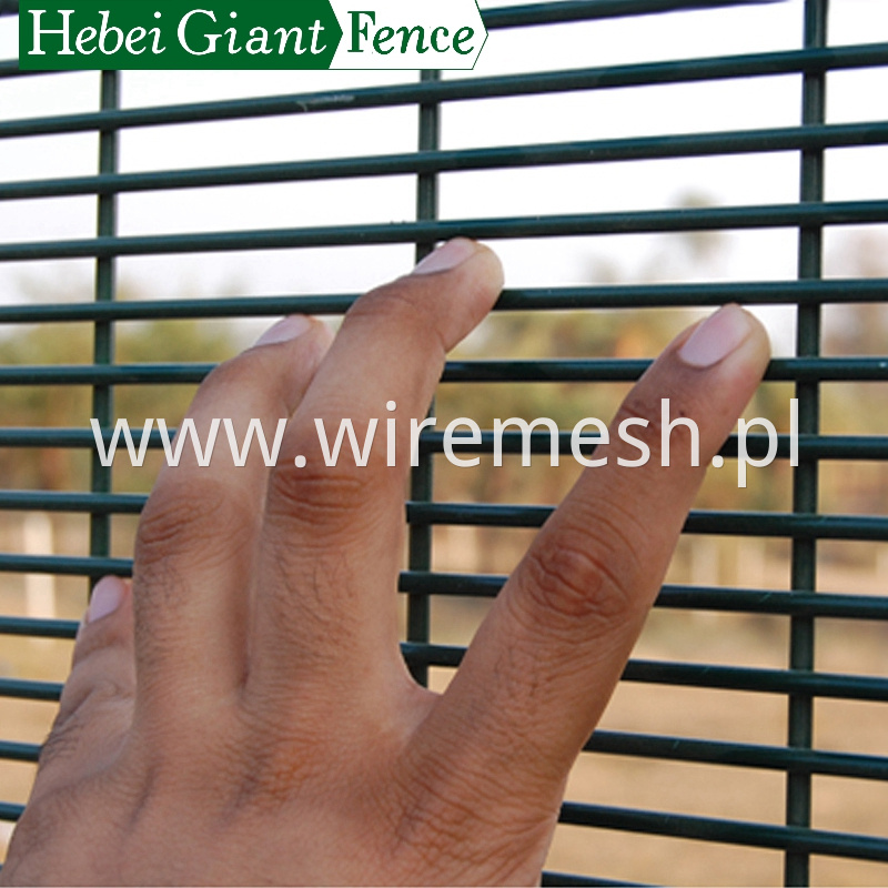 358 Wire Mesh Fence